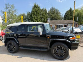 Toyota FJ Cruiser 5 Door Automatic