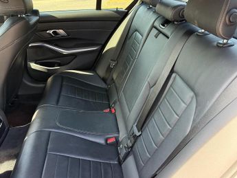 BMW 3 Series 2.0 320d MHT M Sport Saloon 4dr Diesel Hybrid Auto Euro 6 (s/s) 