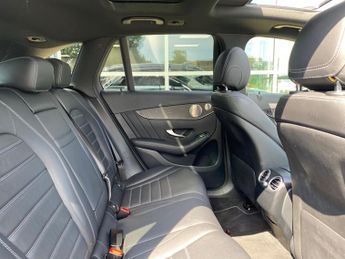Mercedes-Benz GLC 2.0 GLC300h MHEV AMG Line (Premium Plus) G-Tronic+ 4MATIC Euro 6