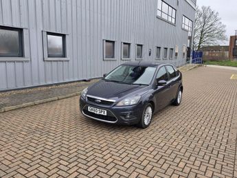 Ford Focus 1.6 Titanium 5dr