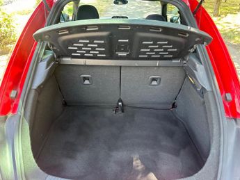 Volkswagen Beetle 2.0 TDI Sport DSG Euro 5 3dr