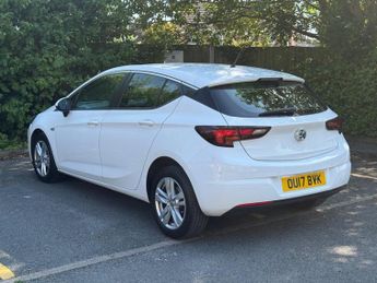 Vauxhall Astra 1.6 CDTi BlueInjection Design Hatchback 5dr Diesel Manual Euro 6