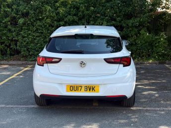 Vauxhall Astra 1.6 CDTi BlueInjection Design Hatchback 5dr Diesel Manual Euro 6