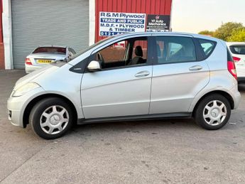 Mercedes-Benz A Class 1.5 A160 BlueEfficiency Classic SE 5dr