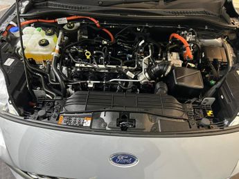 Ford Kuga 2.5h Duratec Vignale CVT Euro 6 (s/s) 5dr