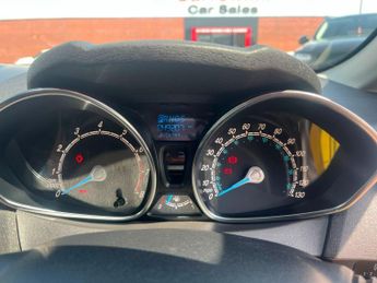 Ford Fiesta 1.6 Titanium Powershift Euro 5 5dr