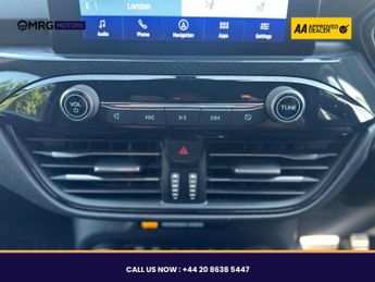 Ford Kuga 2.5 EcoBoost Duratec 14.4kWh ST-Line CVT Euro 6 (s/s) 5dr