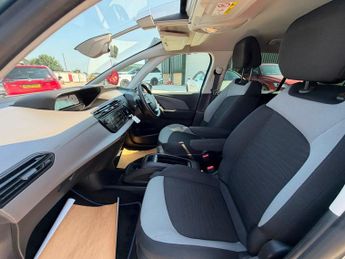 Citroen Grand C4 Picasso 1.6 e-HDi VTR+ ETG6 Euro 5 (s/s) 5dr
