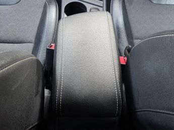 Kia Niro 1.6 GDi 2 DCT Euro 6 (s/s) 5dr