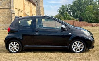 Toyota AYGO 1.0 VVT-i Black MultiMode Euro 4 3dr