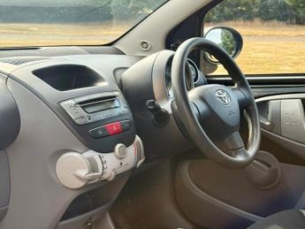 Toyota AYGO 1.0 VVT-i Black MultiMode Euro 4 3dr
