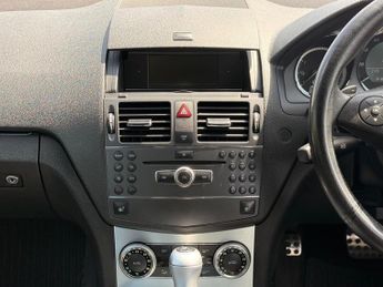 Mercedes-Benz C Class 2.1 C220 CDI BlueEfficiency Sport Auto Euro 5 4dr
