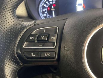 MG MG5 61.1kWh Exclusive Long Range Estate 5dr Electric Auto (156 ps)