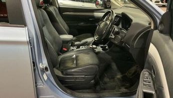 Mitsubishi Outlander 2.0h 12kWh GX4h CVT 4WD Euro 5 (s/s) 5dr