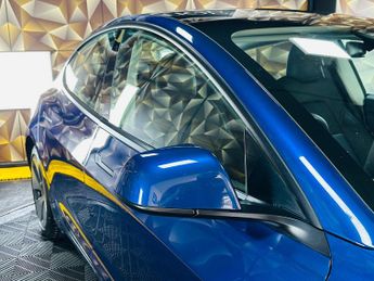 Tesla Model 3 (Dual Motor) Long Range Auto 4WDE 4dr