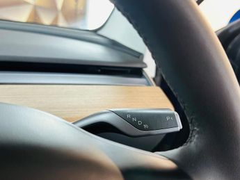Tesla Model 3 (Dual Motor) Long Range Auto 4WDE 4dr