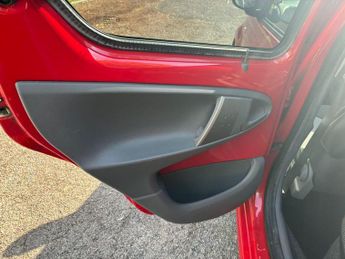 Toyota AYGO 1.0 VVT-i Go Euro 5 5dr