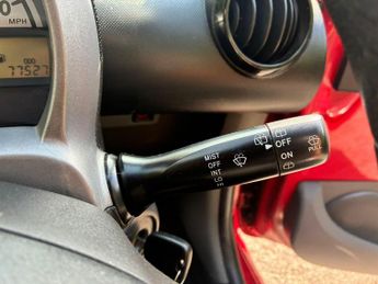 Toyota AYGO 1.0 VVT-i Go Euro 5 5dr