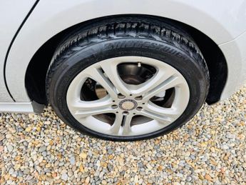 Mercedes-Benz A Class 1.6 A180 Sport Hatchback 5dr Petrol 7G-DCT Euro 6 (s/s) (122 ps)