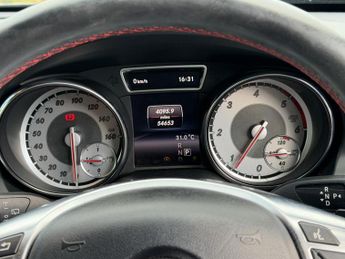 Mercedes-Benz GLA 2.1 GLA220 CDI AMG Line 7G-DCT 4MATIC Euro 6 (s/s) 5dr