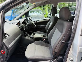 Vauxhall Zafira 1.6 16V Exclusiv Euro 5 5dr
