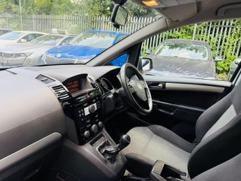 Vauxhall Zafira 1.6 16V Exclusiv Euro 5 5dr