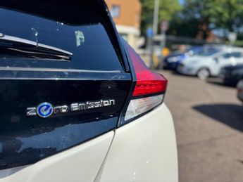 Nissan Leaf 40kWh Tekna Auto 5dr