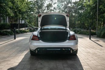 Audi e-tron GT 93.4kWh Auto quattro 4dr