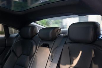 Audi e-tron GT 93.4kWh Auto quattro 4dr