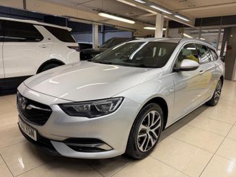 Vauxhall Insignia 1.6 Turbo D ecoTEC Design Nav Sports Tourer Auto Euro 6 (s/s) 5d