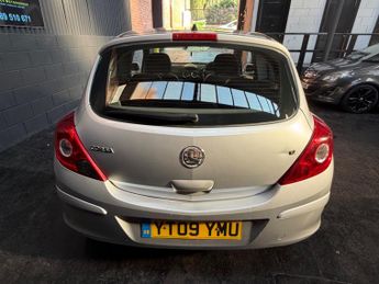 Vauxhall Corsa 1.2i 16v Design 3dr (a/c)