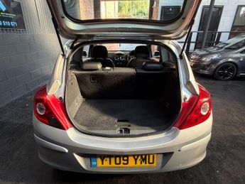 Vauxhall Corsa 1.2i 16v Design 3dr (a/c)