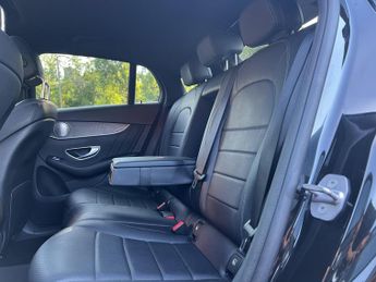 Mercedes-Benz GLC 2.1 GLC250d AMG Line (Premium Plus) Coupe G-Tronic 4MATIC Euro 6