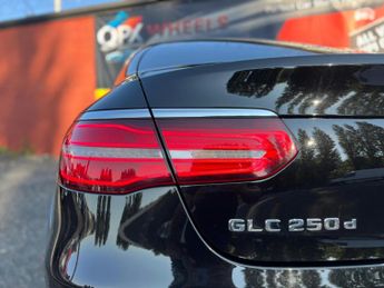 Mercedes-Benz GLC 2.1 GLC250d AMG Line (Premium Plus) Coupe G-Tronic 4MATIC Euro 6