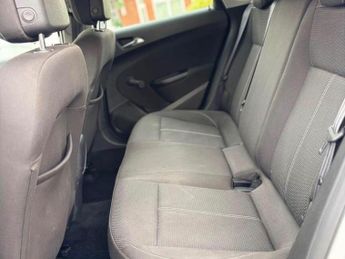 Vauxhall Astra 1.6 16v SRi Auto Euro 5 5dr