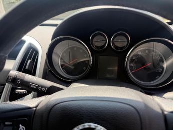 Vauxhall Astra 1.6 16v SRi Auto Euro 5 5dr