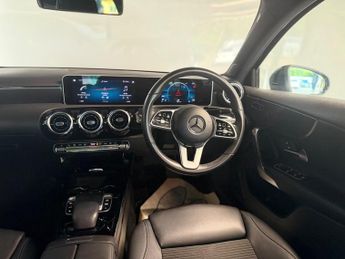 Mercedes-Benz A Class 1.5 A180d Sport (Executive) 7G-DCT Euro 6 (s/s) 5dr