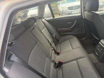 BMW 3 Series 2.0 320i SE Touring Auto Euro 4 5dr