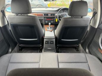 BMW 3 Series 2.0 320i SE Touring Auto Euro 4 5dr