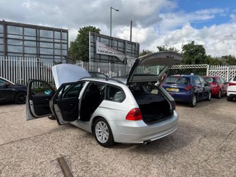 BMW 3 Series 2.0 320i SE Touring Auto Euro 4 5dr