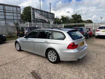 BMW 3 Series 2.0 320i SE Touring Auto Euro 4 5dr