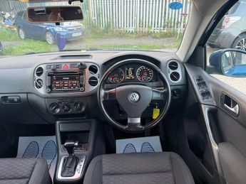 Volkswagen Tiguan 2.0 TDI Escape Auto 4WD Euro 5 5dr