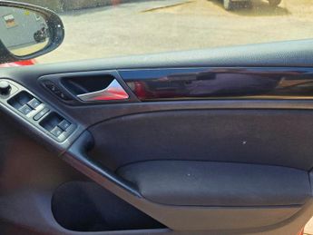 Volkswagen Golf 2.0 TDI SE Hatchback 5dr Diesel DSG Euro 5 (140 ps)