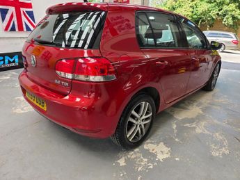 Volkswagen Golf 2.0 TDI SE Hatchback 5dr Diesel DSG Euro 5 (140 ps)