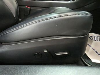 Tesla Model 3 (Dual Motor) Performance Auto 4WDE 4dr (Performance Upgrade)