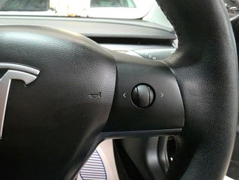 Tesla Model 3 (Dual Motor) Performance Auto 4WDE 4dr (Performance Upgrade)