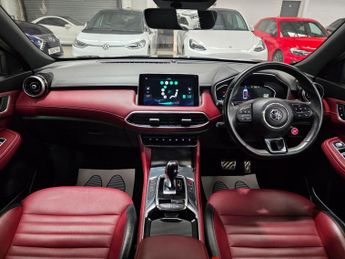 MG MG HS 1.5 T-GDI Exclusive DCT Euro 6 (s/s) 5dr