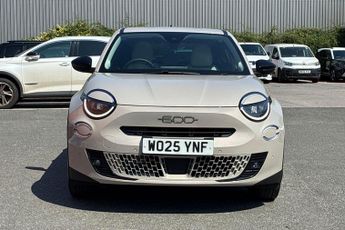 Fiat 600 1.2 MHEV La Prima e-DCT Euro 6 (s/s) 5dr
