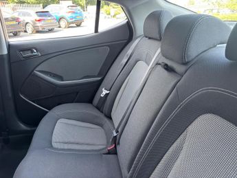 Kia Optima 1.7 CRDi EcoDynamics 1 Euro 5 (s/s) 4dr