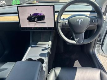 Tesla Model Y (Dual Motor) Long Range Auto 4WDE 5dr